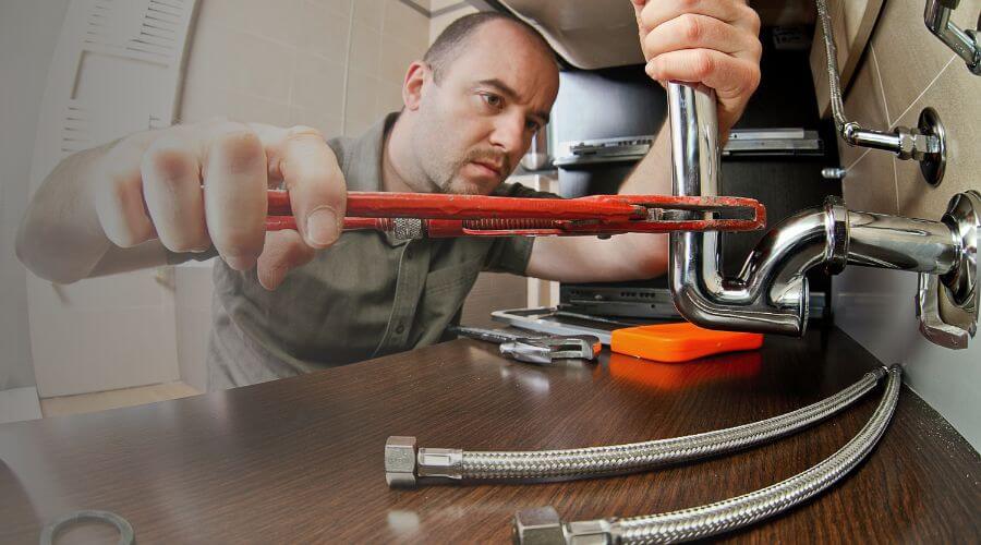 Professional outdoor faucet installation services in Federeal Way